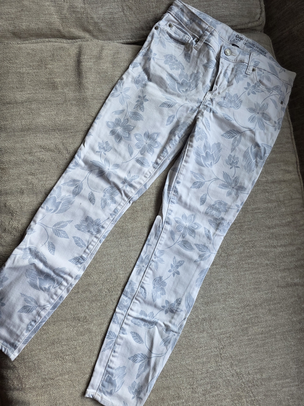 Gap Light Blue Floral Print Women’s Leggin Skimmer Jeans